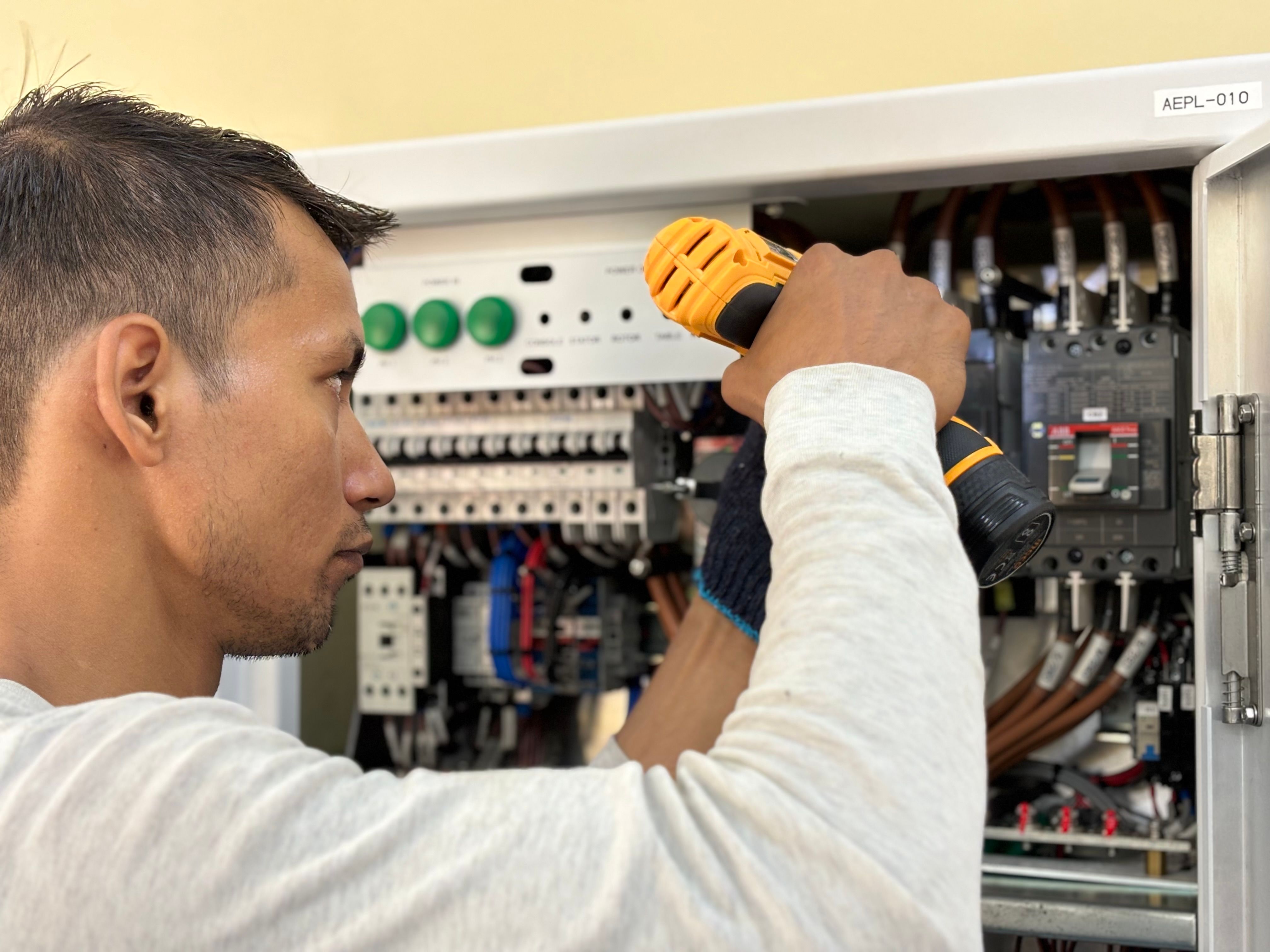 Electrical project gallery image 3